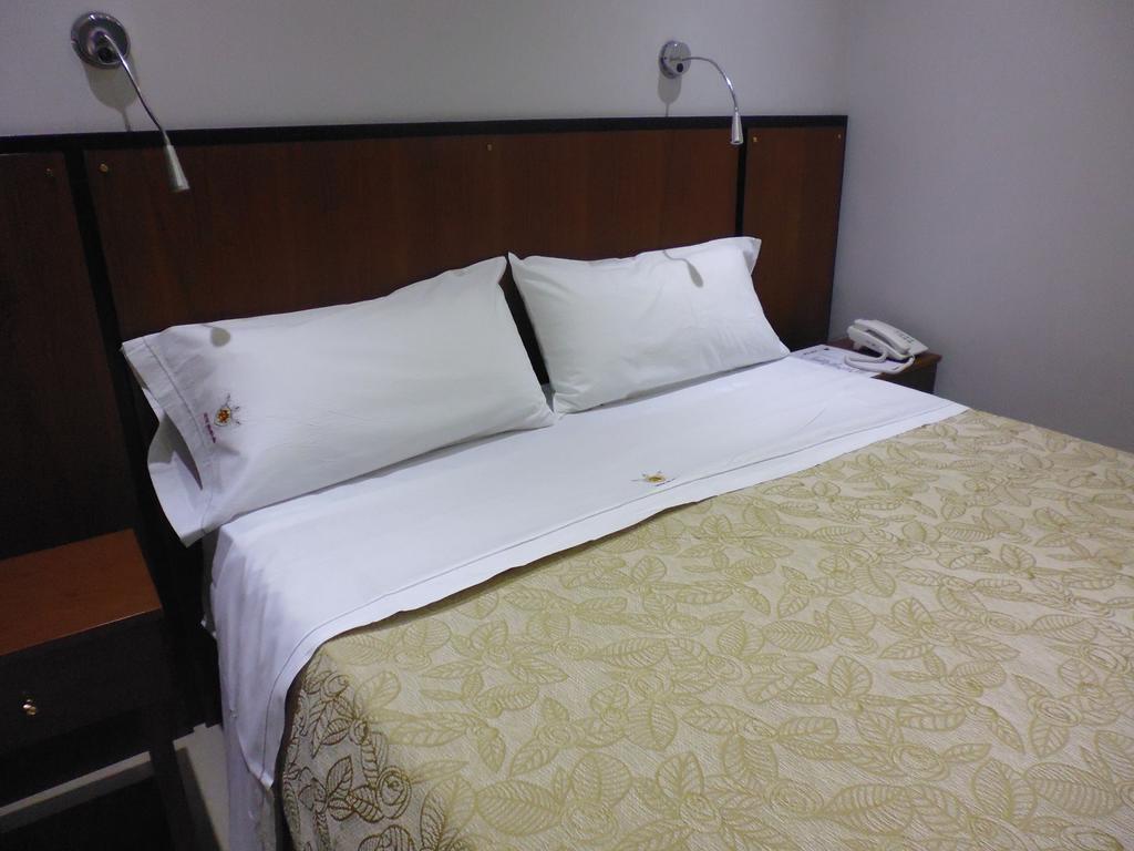 Hotel Athos 부에노스아이레스 외부 사진