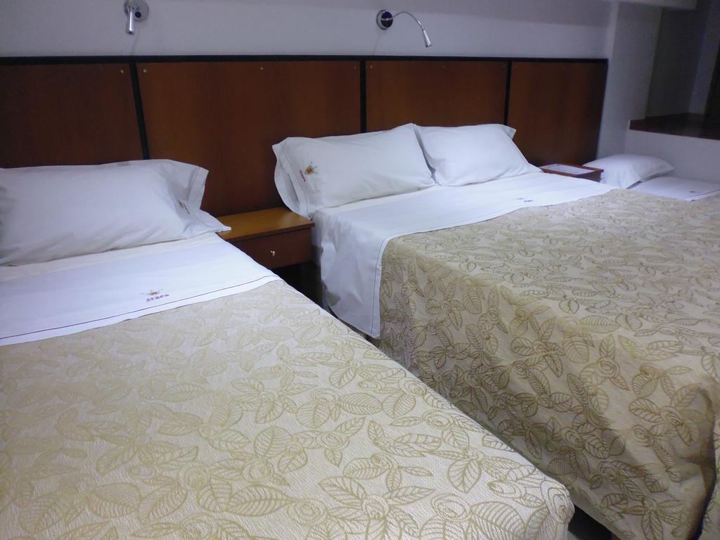 Hotel Athos 부에노스아이레스 외부 사진